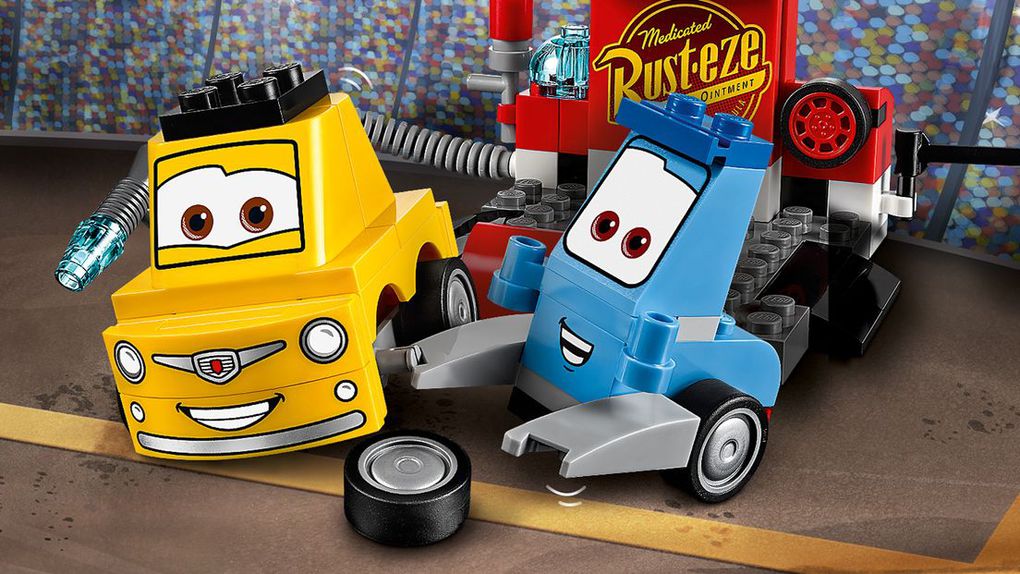 Lego® juniors - il pit stop di guido e luigi (4-7 anni)