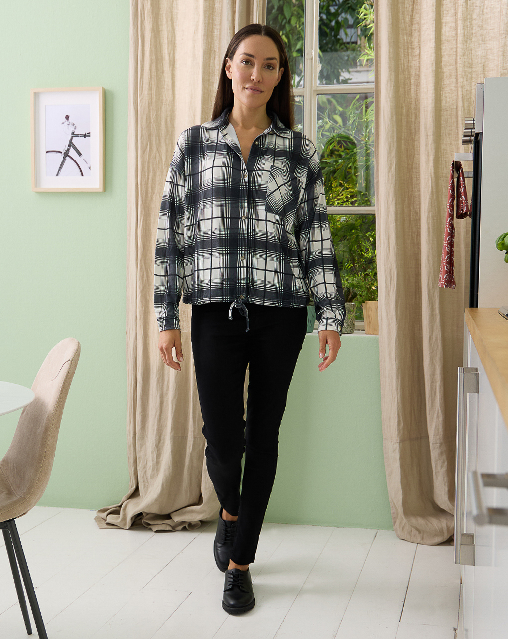 Camicia premaman con fantasia check nera