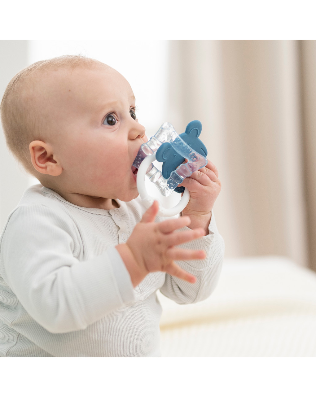 Sonaglio dentizione in silicone azzurro con gel rinfrescante 10 cm - nattou