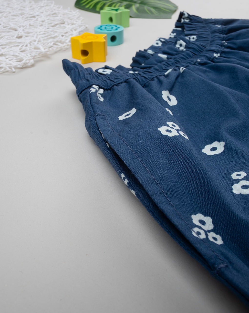 Shorts blu bambina con allover