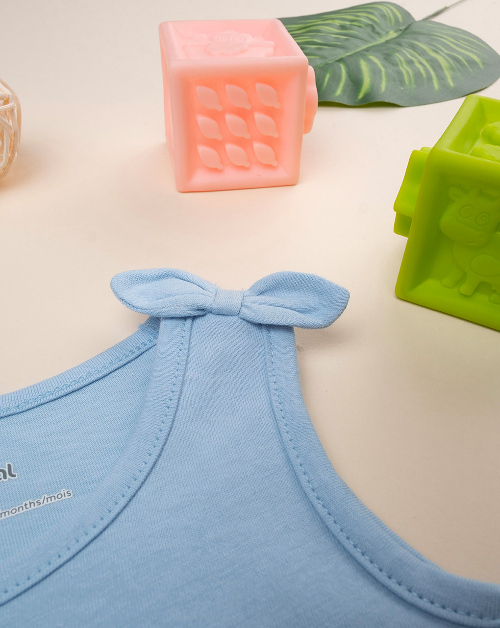 Canotta azzurra bimba "margherita"