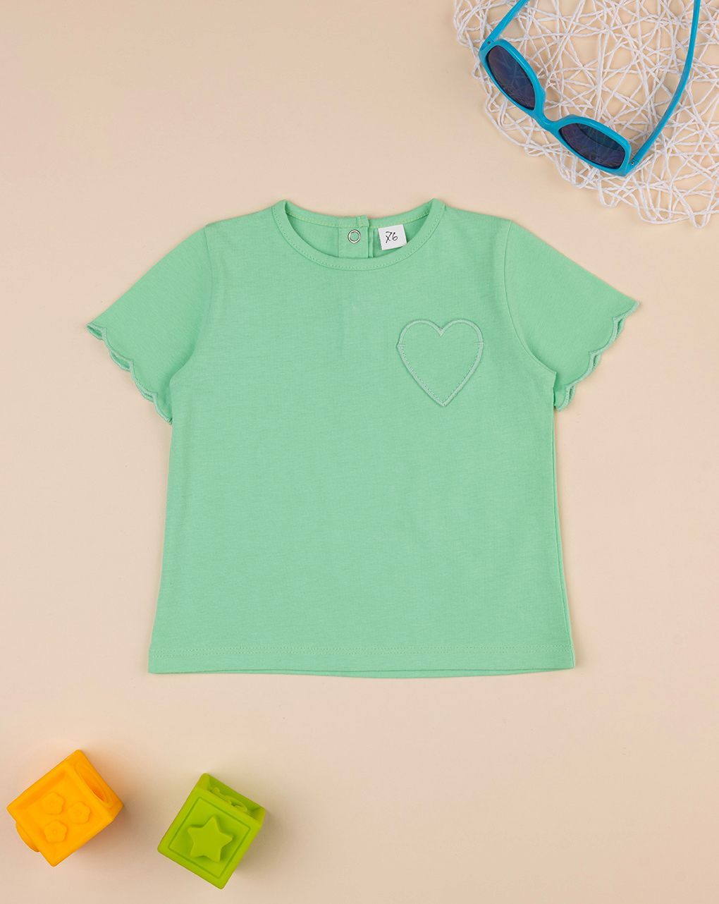 T-shirt verde bimba a maniche corte