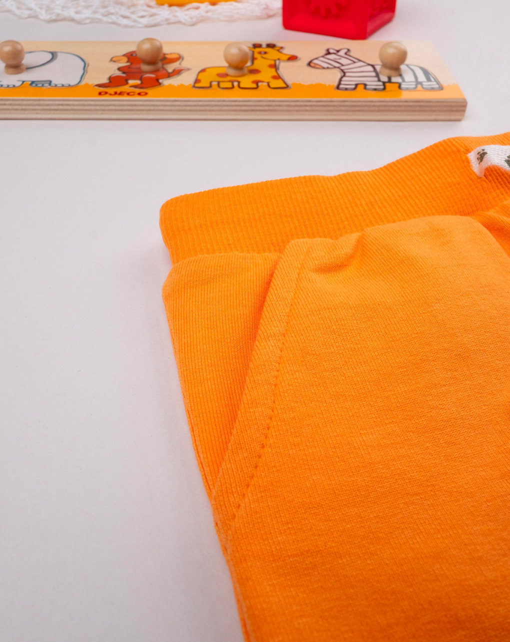 Bermuda bimbo arancione