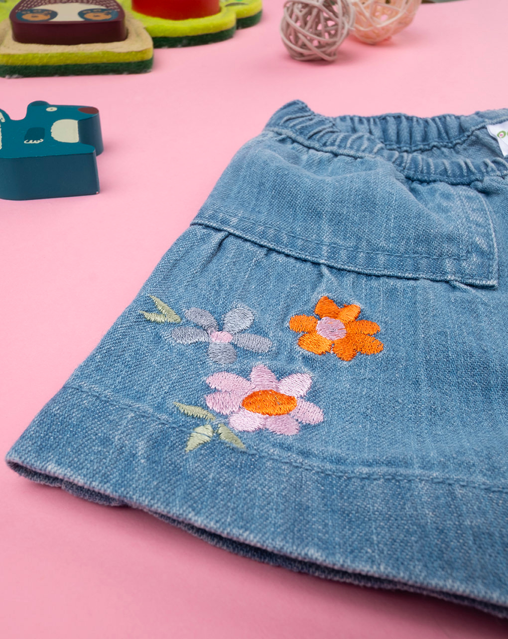 Shorts bimba denim ricamati