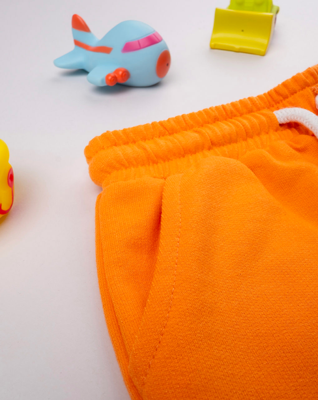 Shorts arancioni bimbo