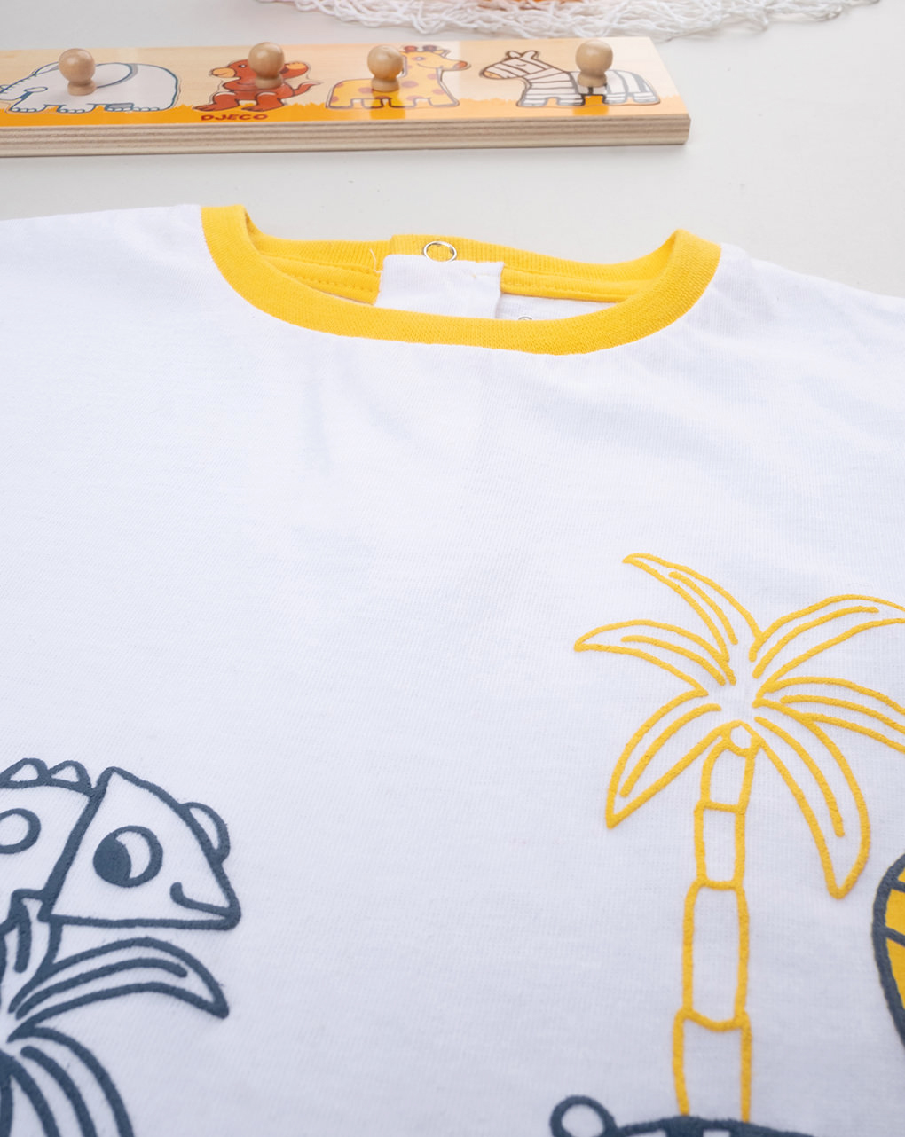 T-shirt bimbo bianco/giallo savana