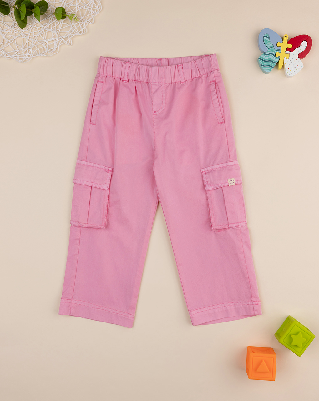 Pantalone rosa cargo bambina con tasconi
