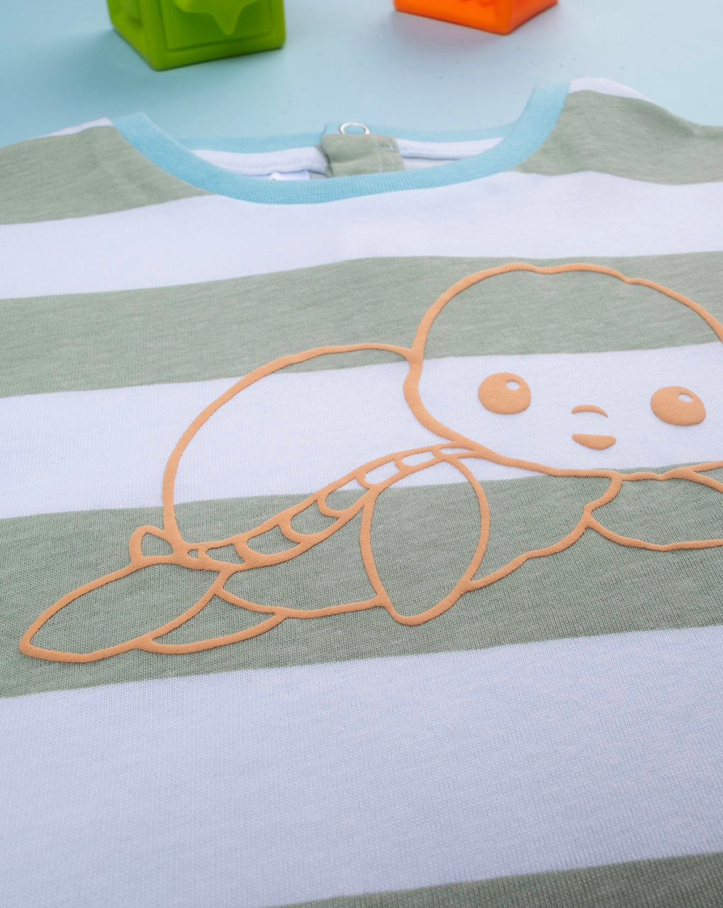 T-shirt bimbo bianco/verde tartaruga