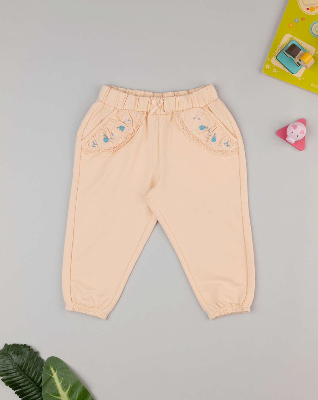 Pantalone bimba arancione con ricami