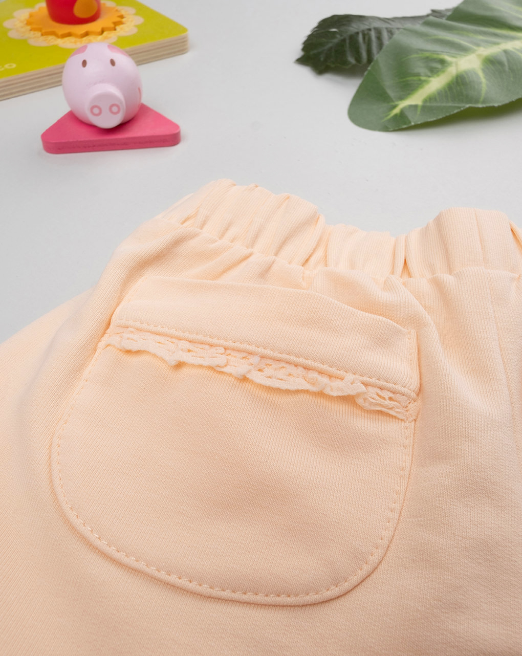 Pantalone bimba arancione con ricami