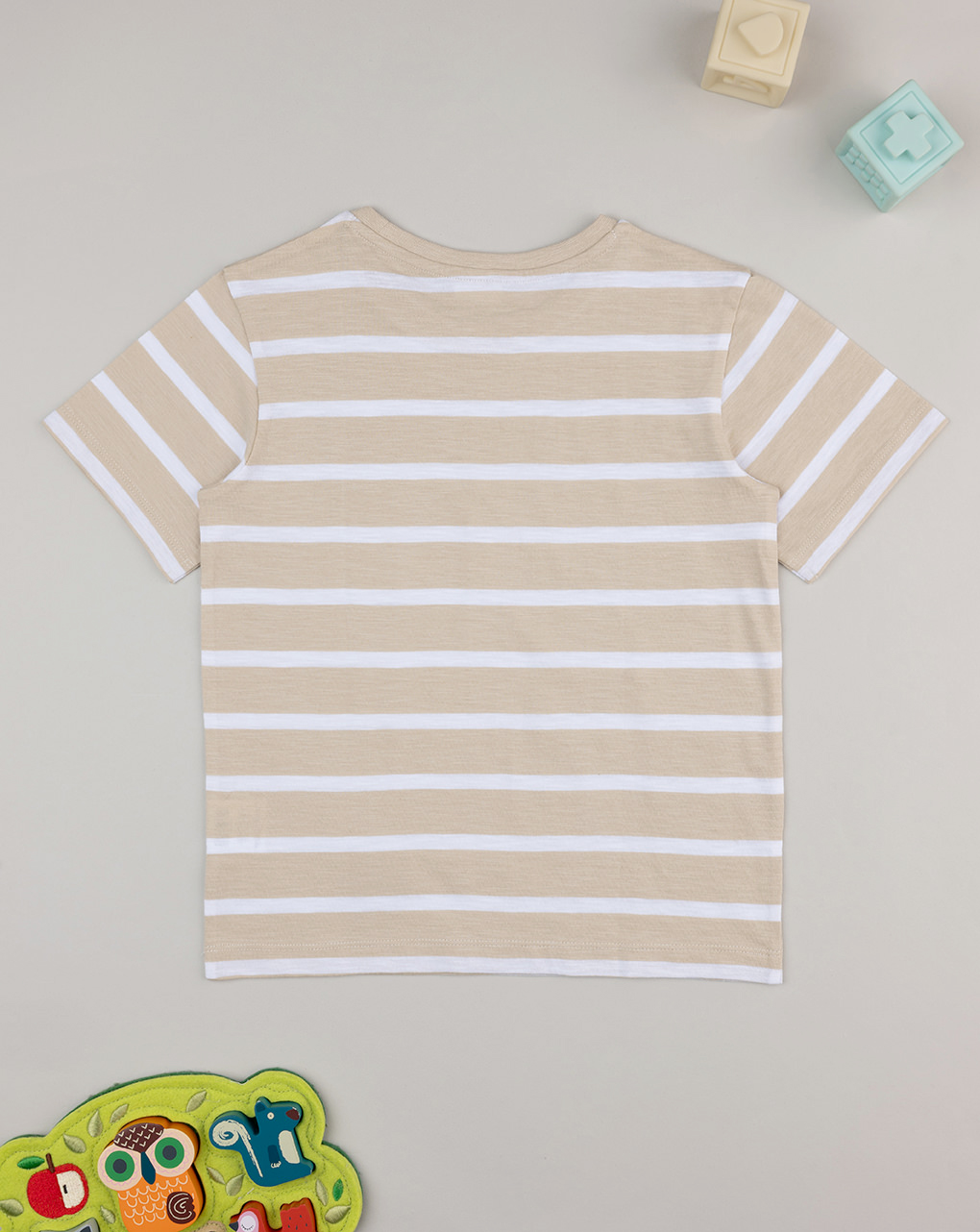 T-shirt bimbo rigata marrone