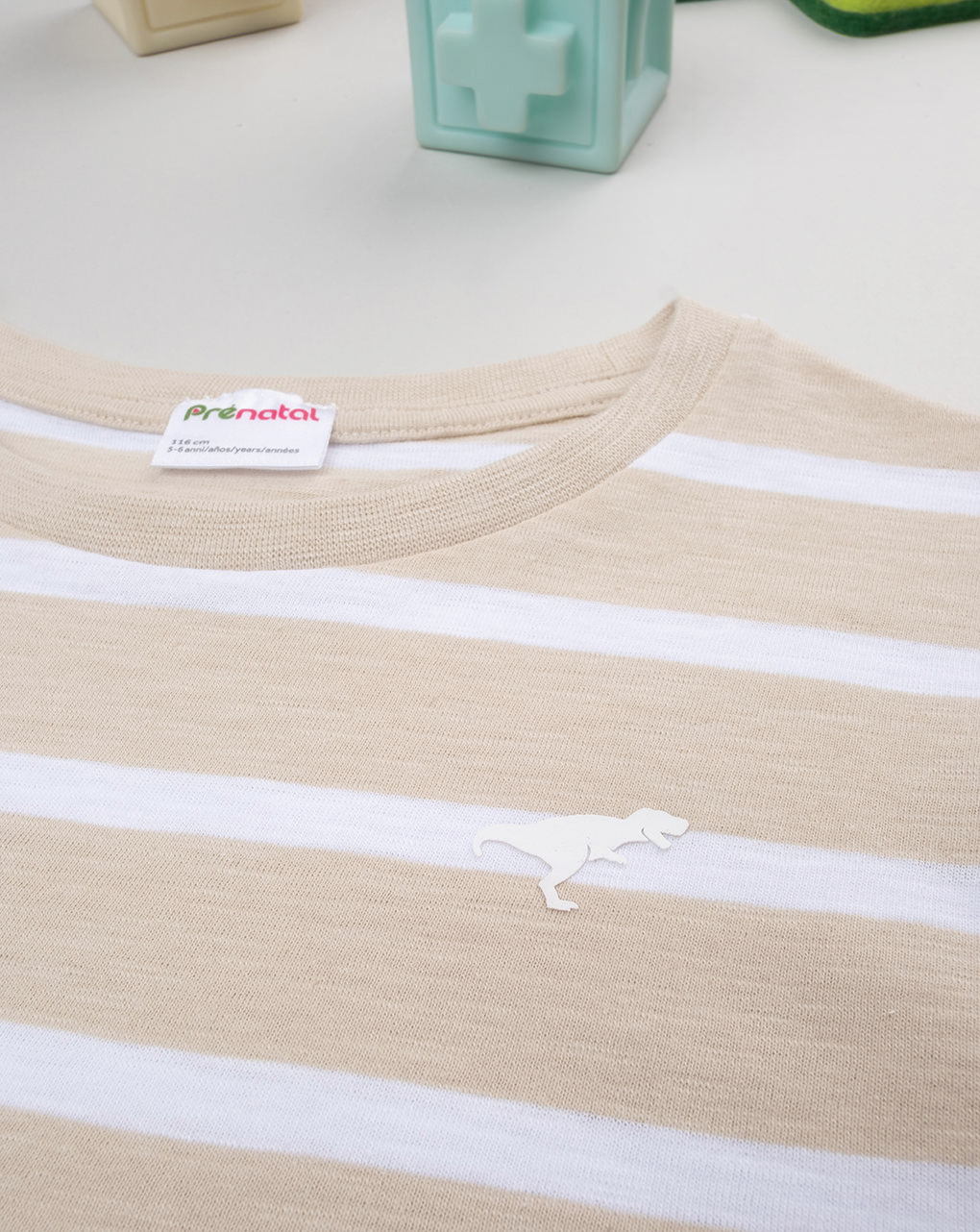 T-shirt bimbo rigata marrone