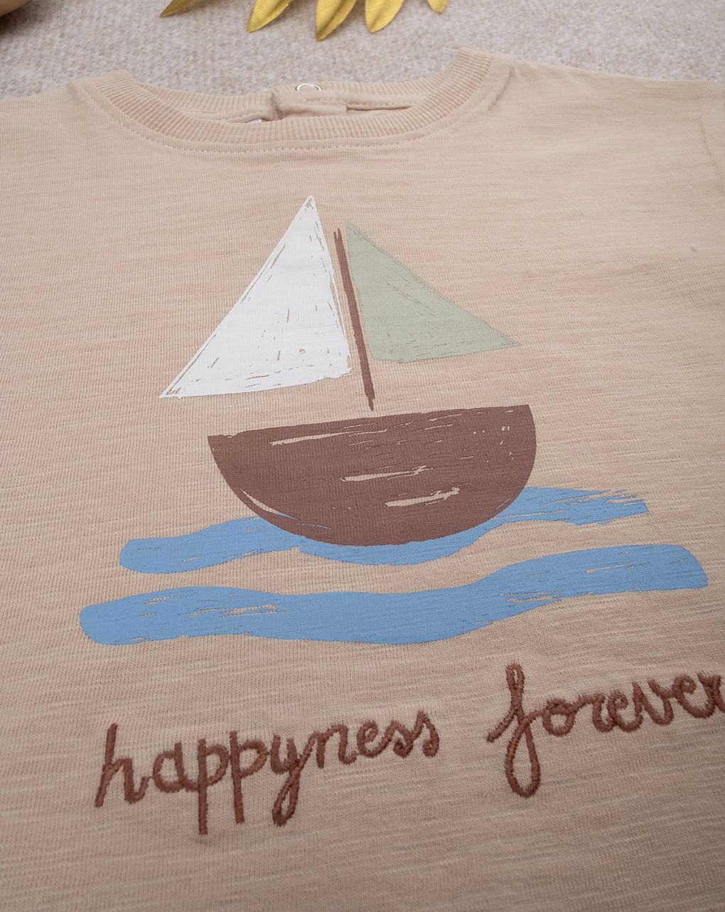T-shirt bimbo beige stampa barca