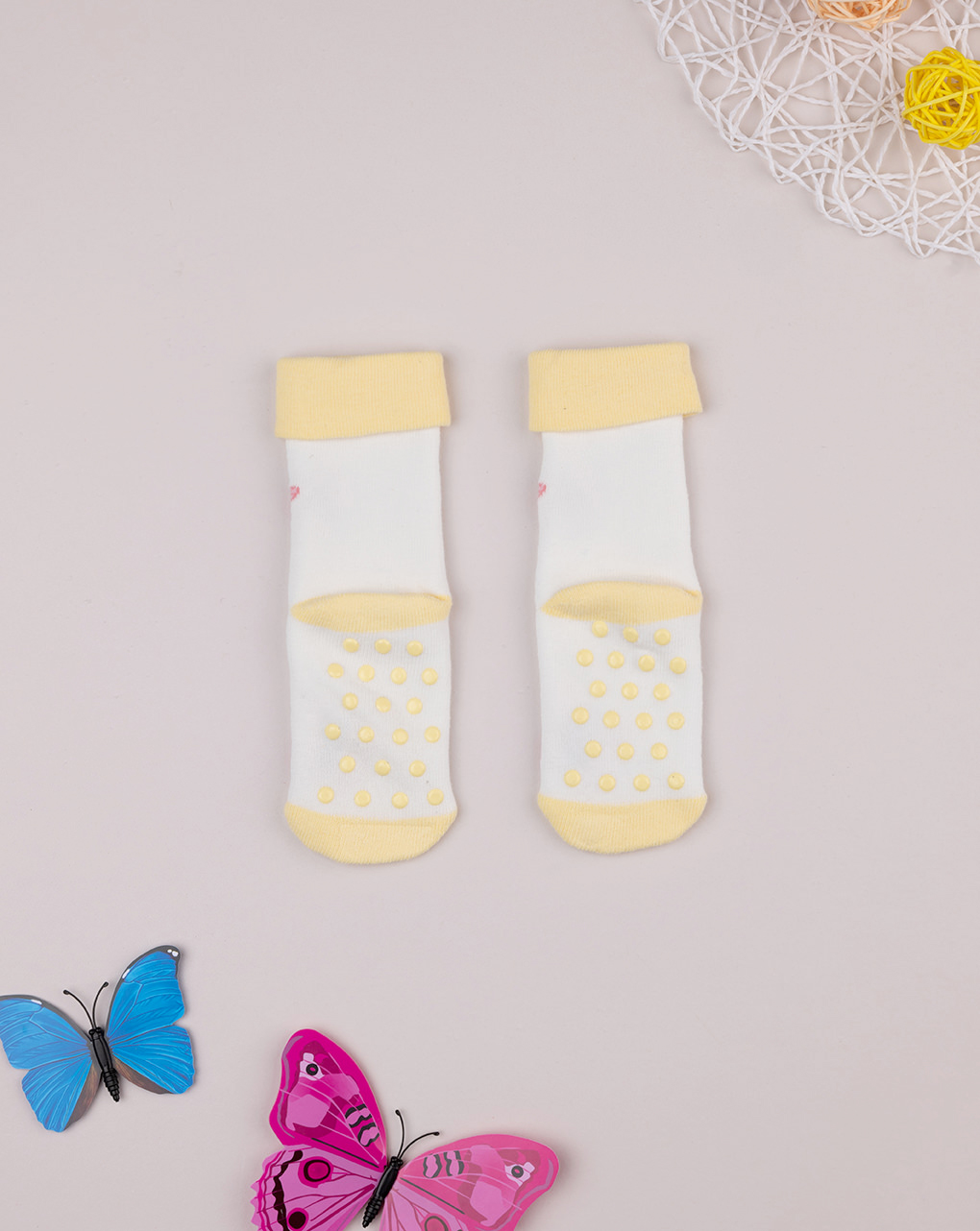 Antiscivolo bimba giallo farfalle