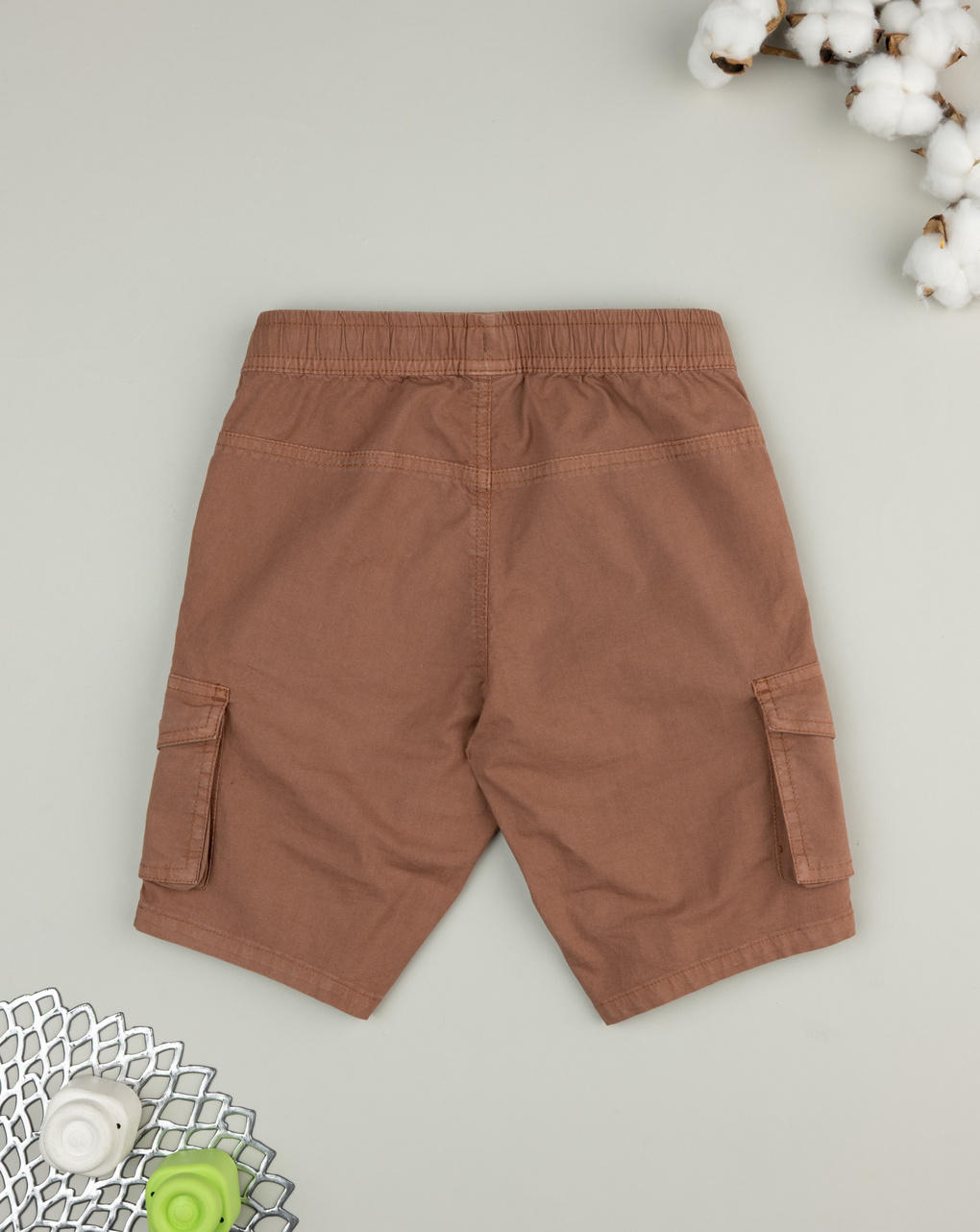 Shorts bimbo marroni tasconi laterali