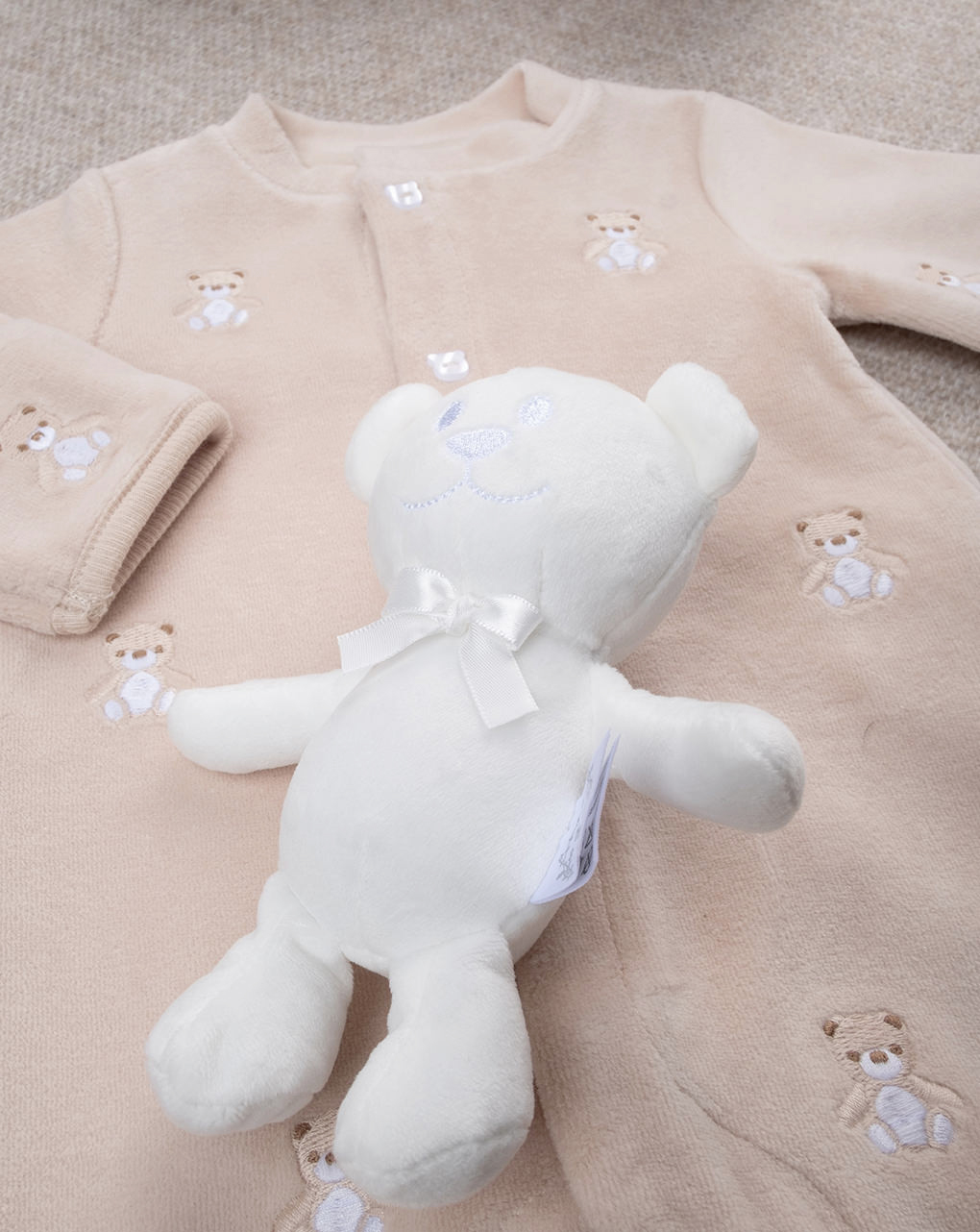 Tutina neonato beige con orsetto omaggio