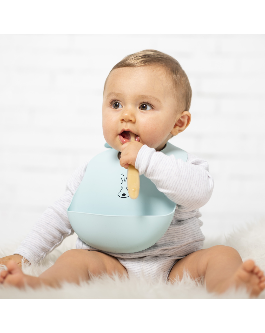 Bavaglino in silicone morbido azzurro chiaro - nattou