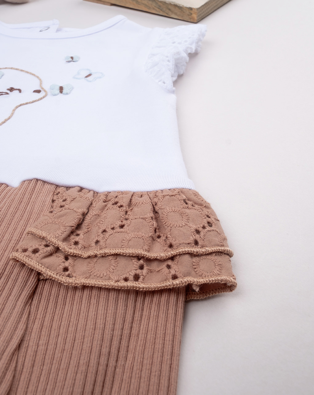 Pagliaccetto bimba bianco/marrone