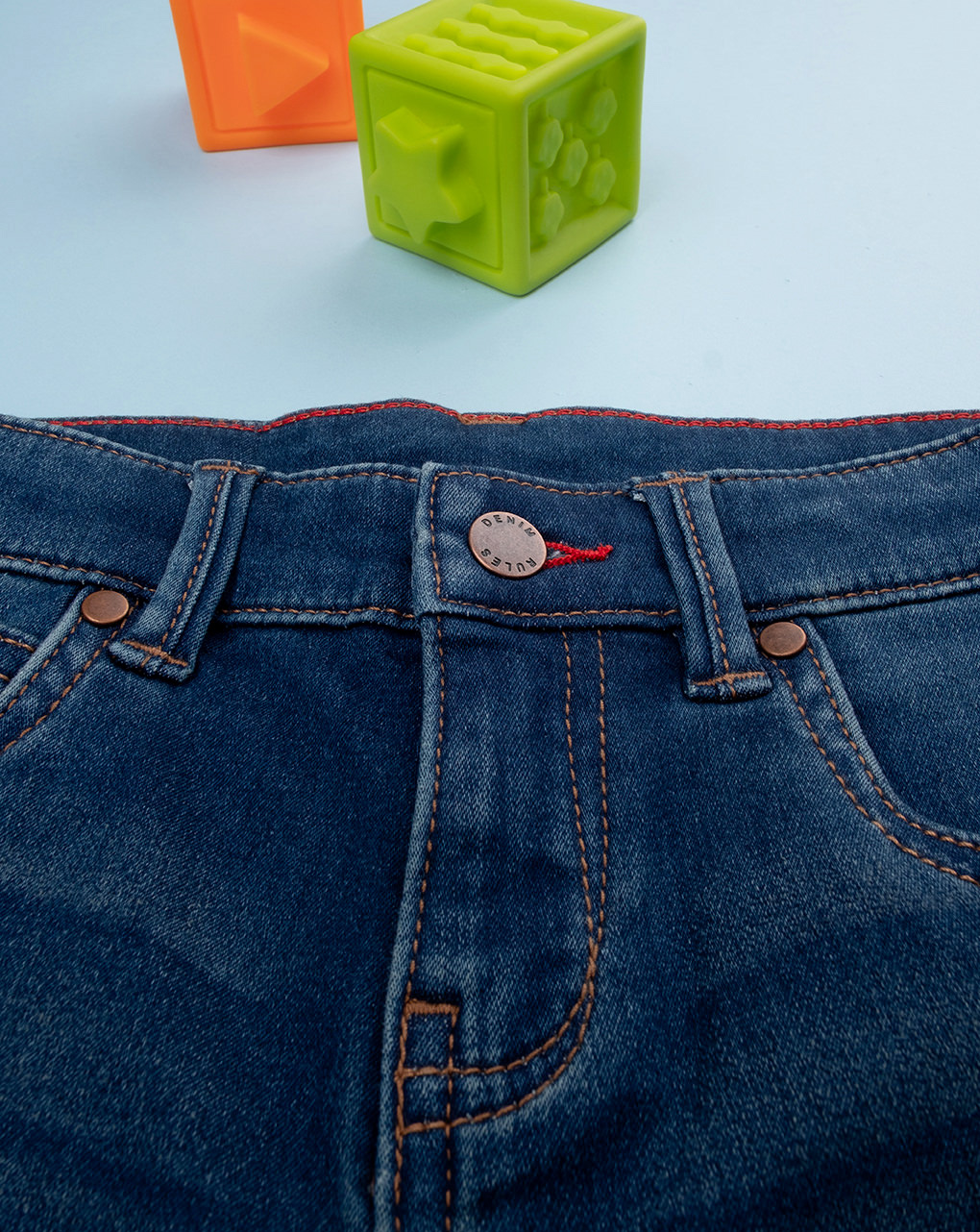 Pantalone denim scuro bambino casual