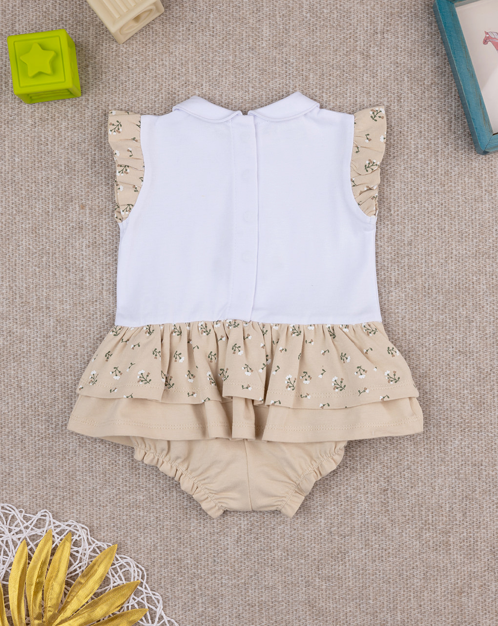 Pagliaccetto bimba beige coniglietto