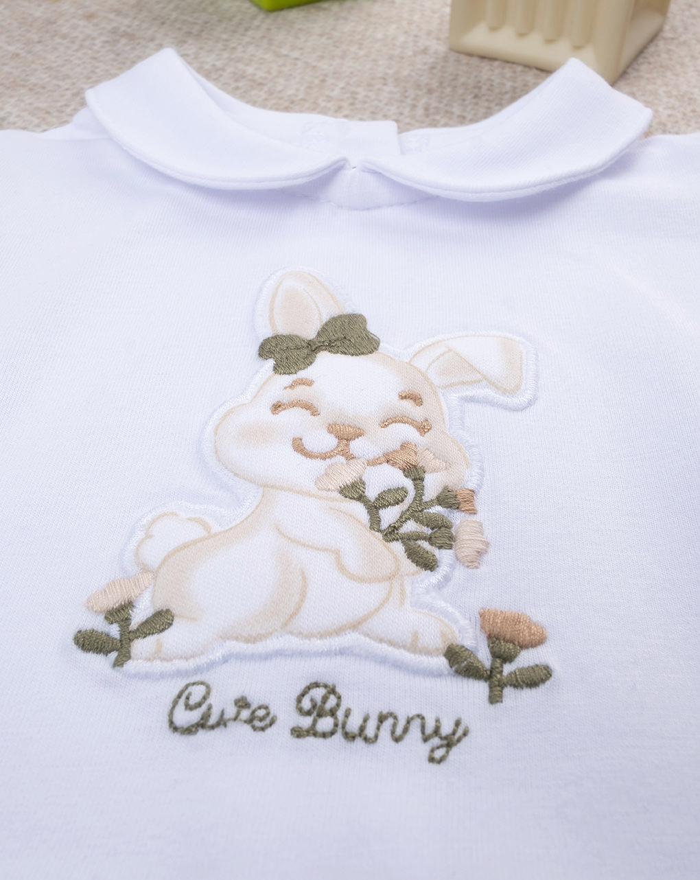 Pagliaccetto bimba beige coniglietto