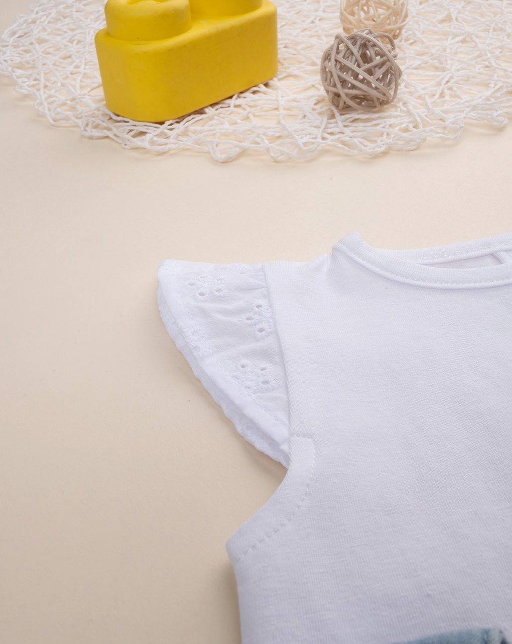 Completo salopette bimba con t-shirt