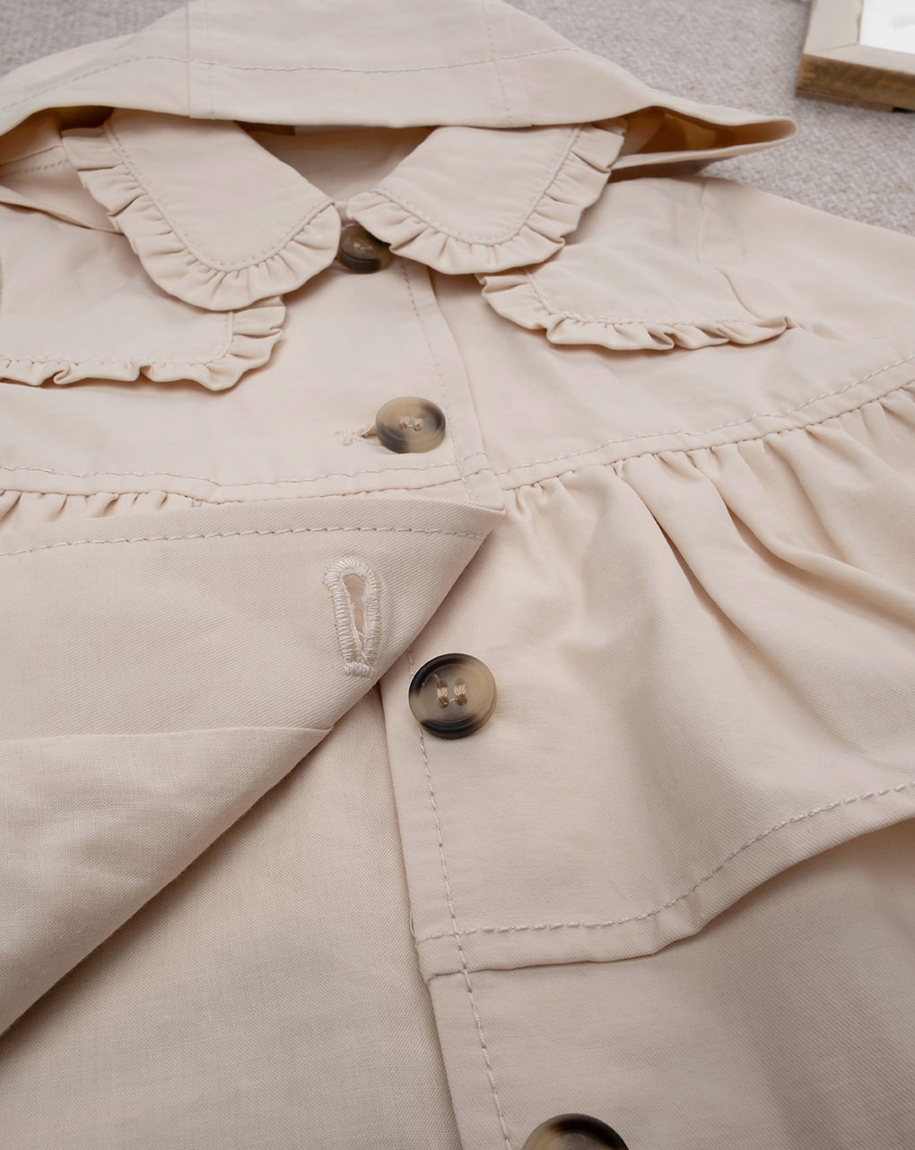 Trench  con cappuccio bimba beige