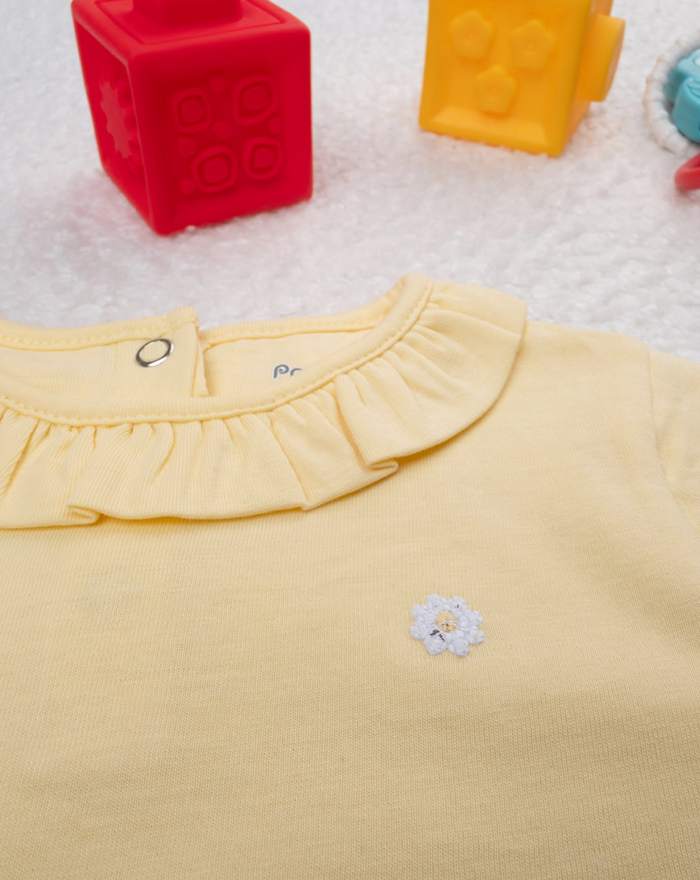 T-shirt bimba gialla con colletto