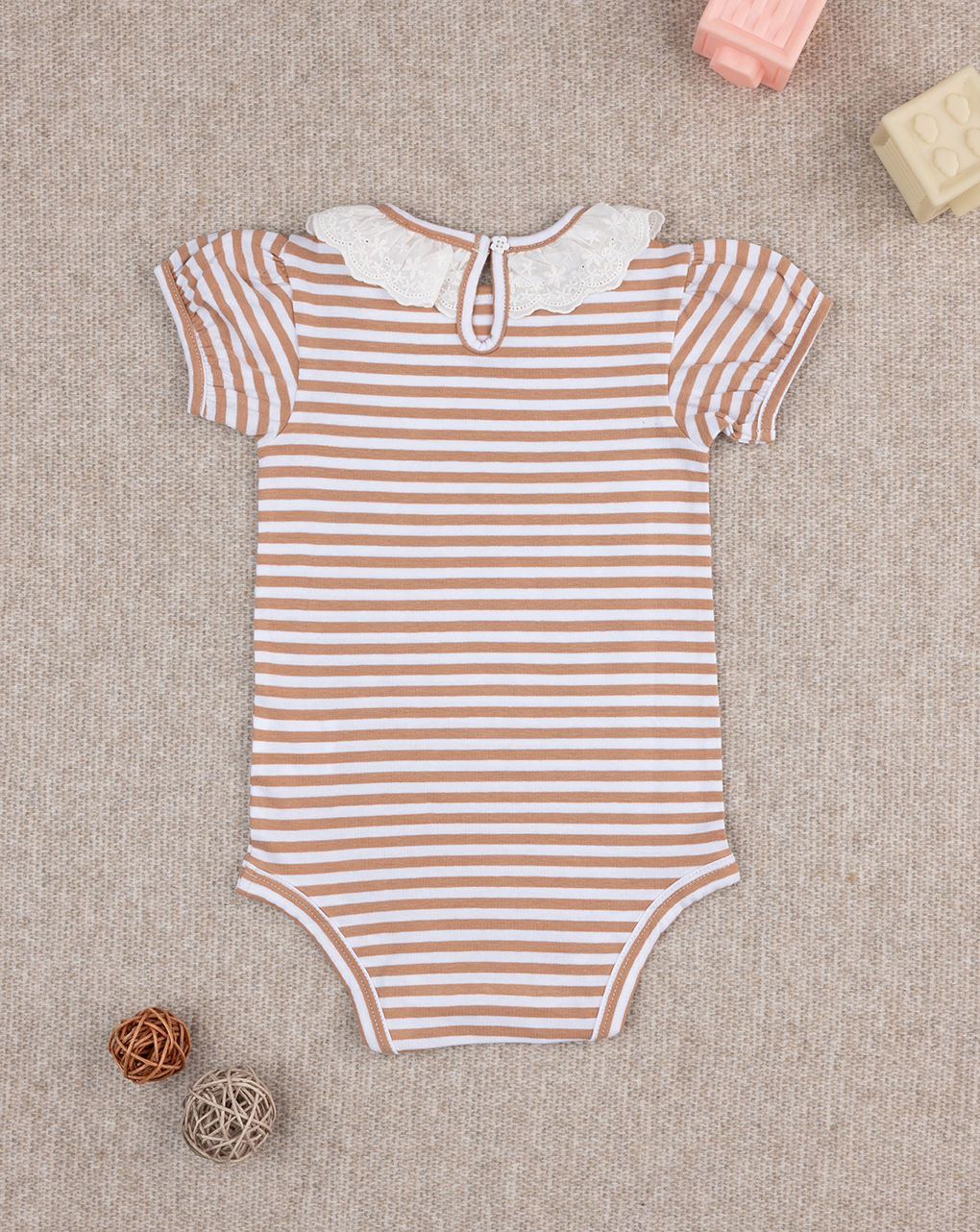 Body bimba marrone rigato con colletto