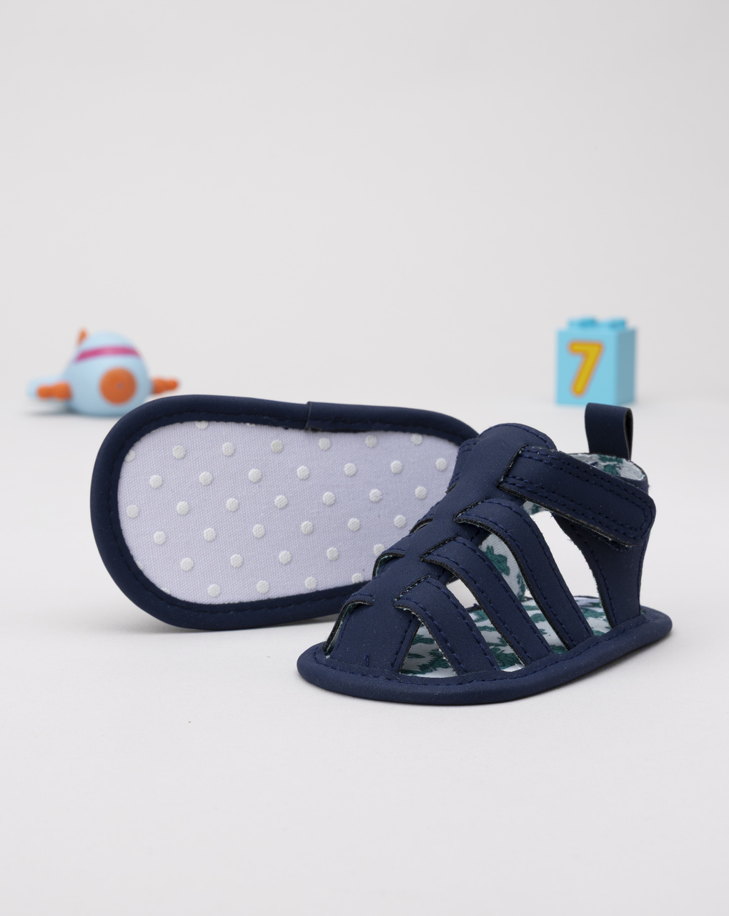 Sandalo ragno neonato blu scuro