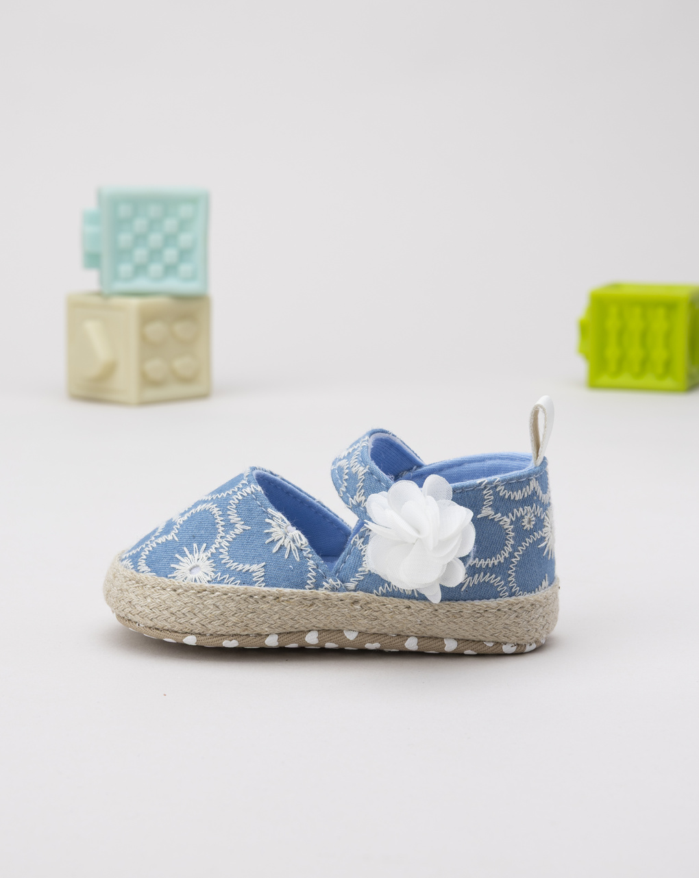 Scarpa chambray bimba con fiore