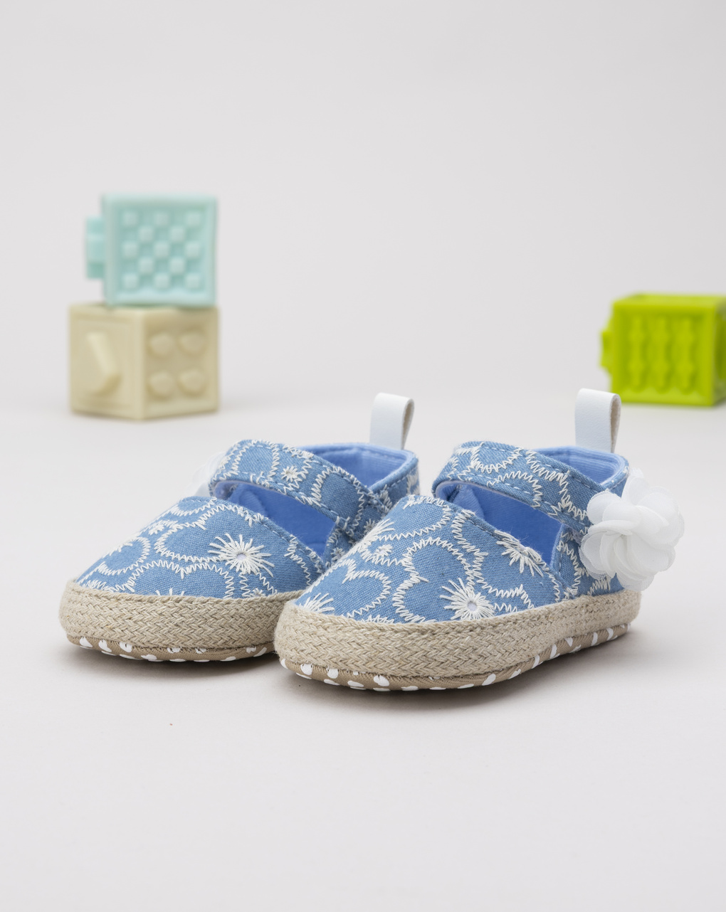 Scarpa chambray bimba con fiore