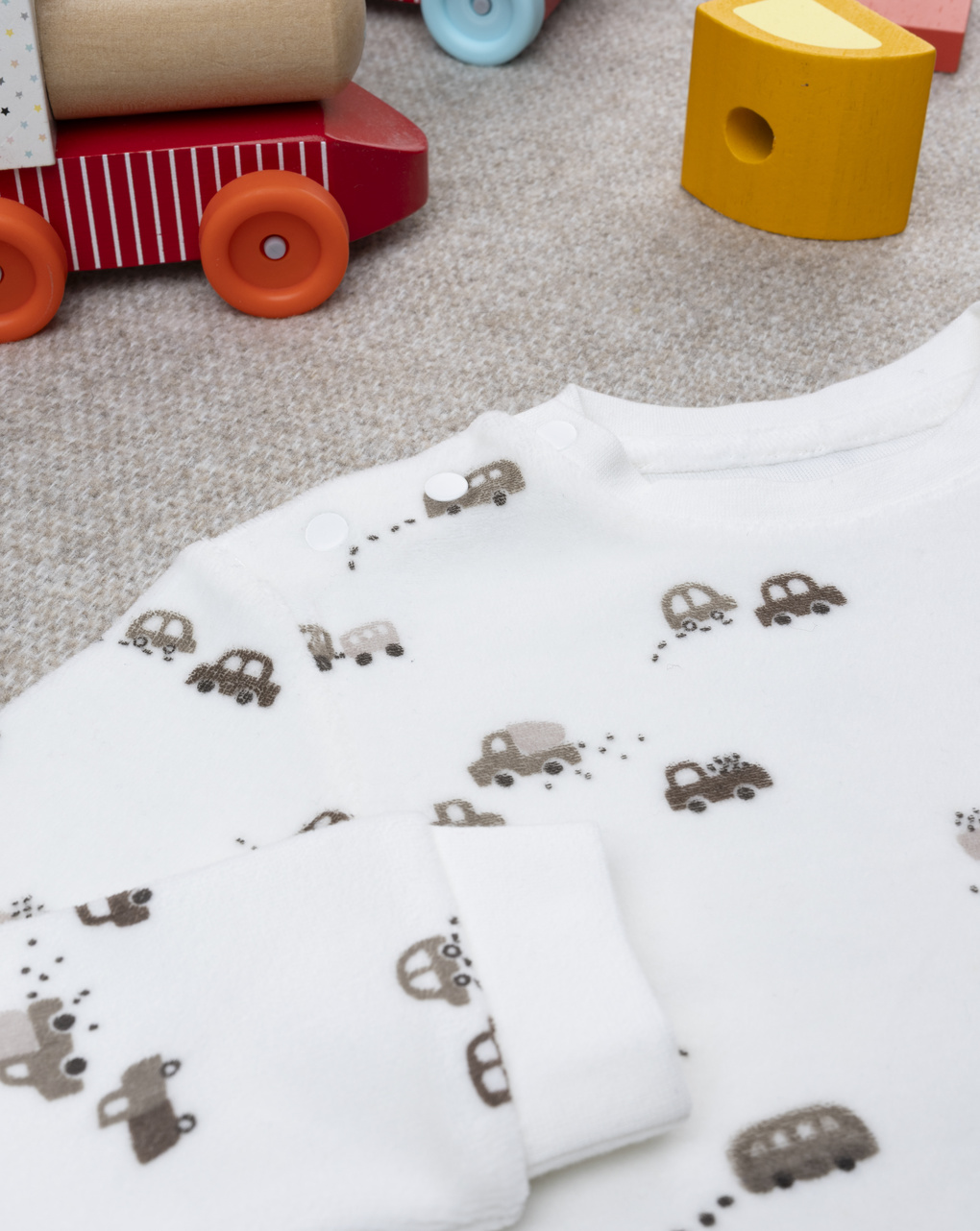 Pigiama bimbo beige auto allover