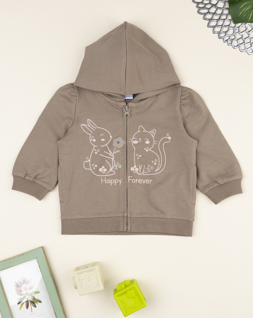 Felpa bimba marrone con cappuccio e stampa