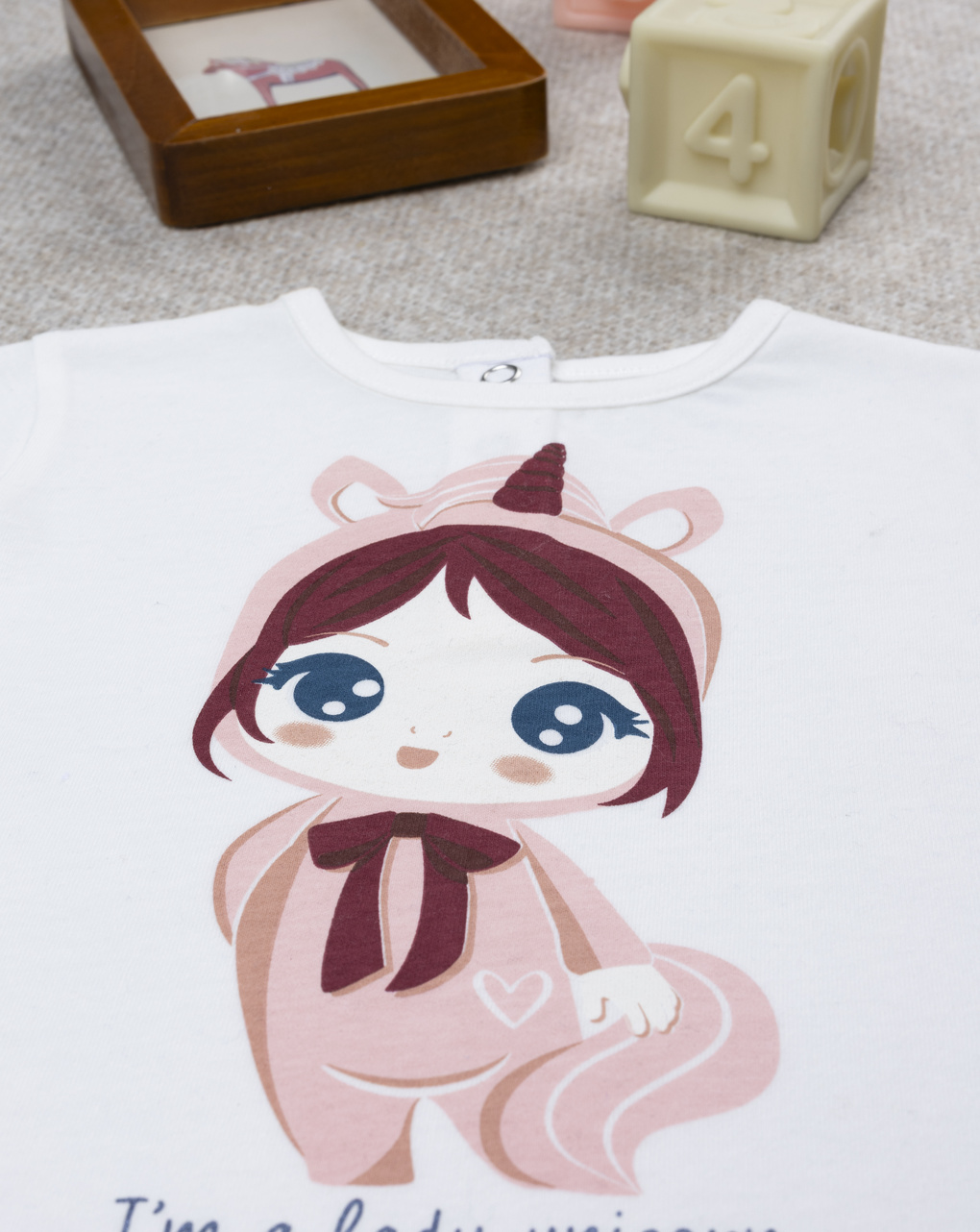 T-shirt bimba bianca stampa "lady unicorn"