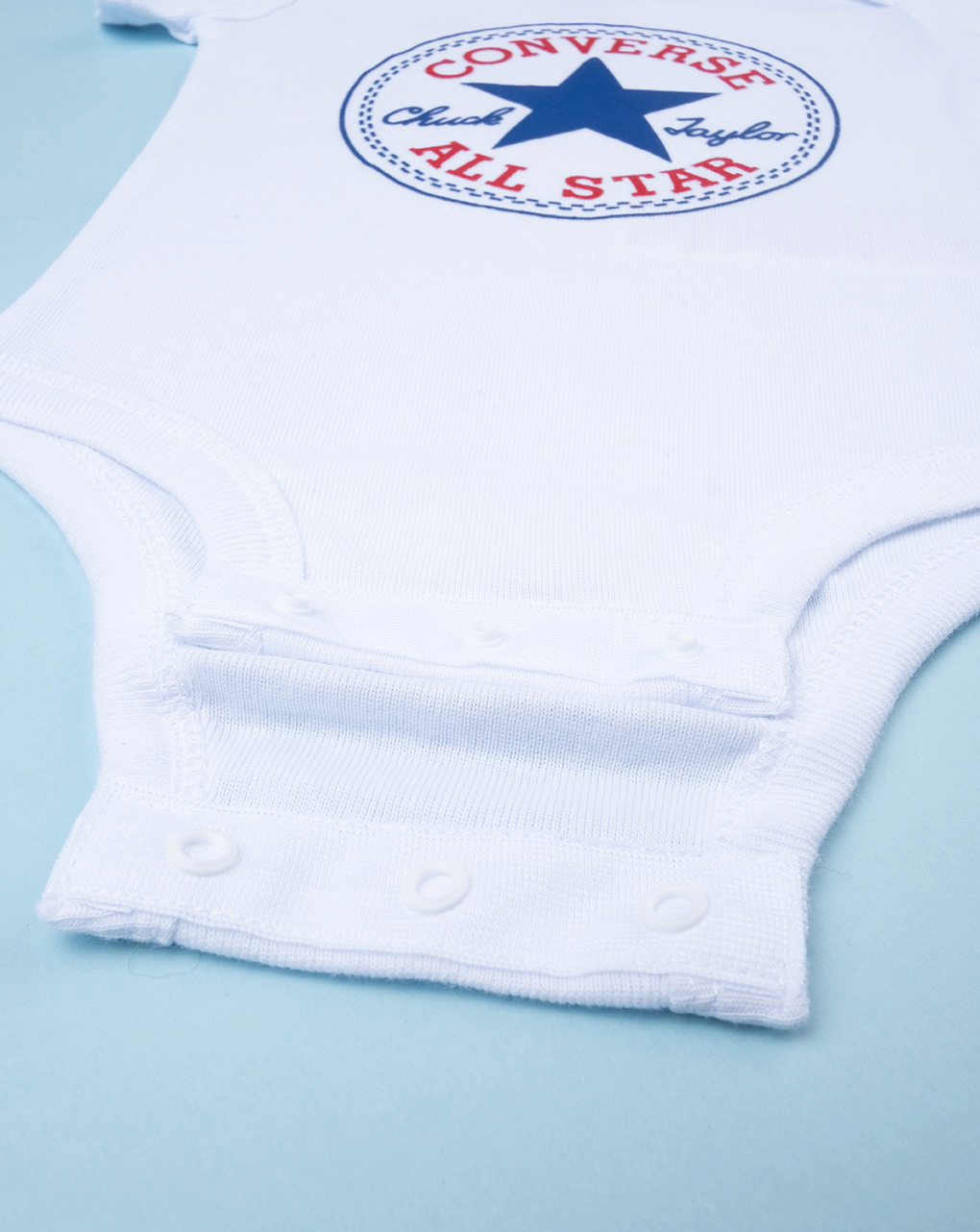 Set 3 pezzi converse cappellino + body + scarpe bianco e rosso