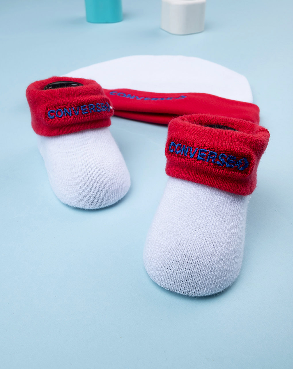 Set 3 pezzi converse cappellino + body + scarpe bianco e rosso