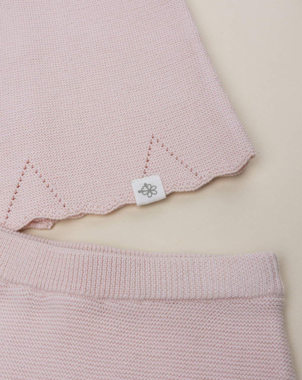 Completo tricot rosa neonata