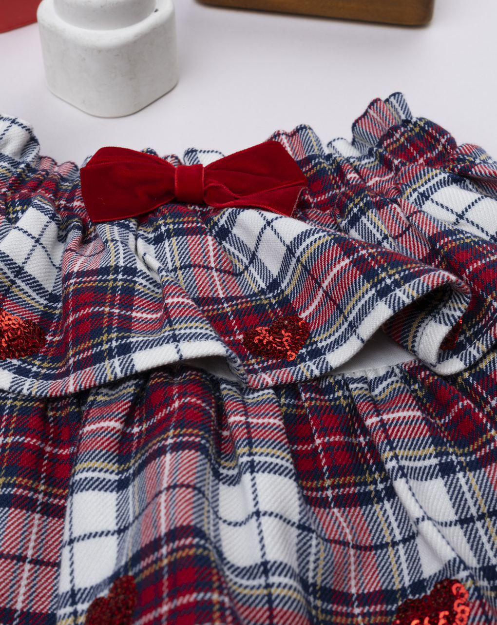 Gonna tartan bimba con applicazioni