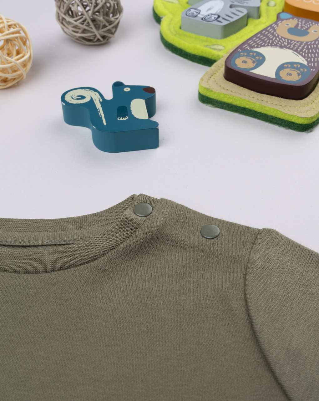 T-shirt bimbo verde basic