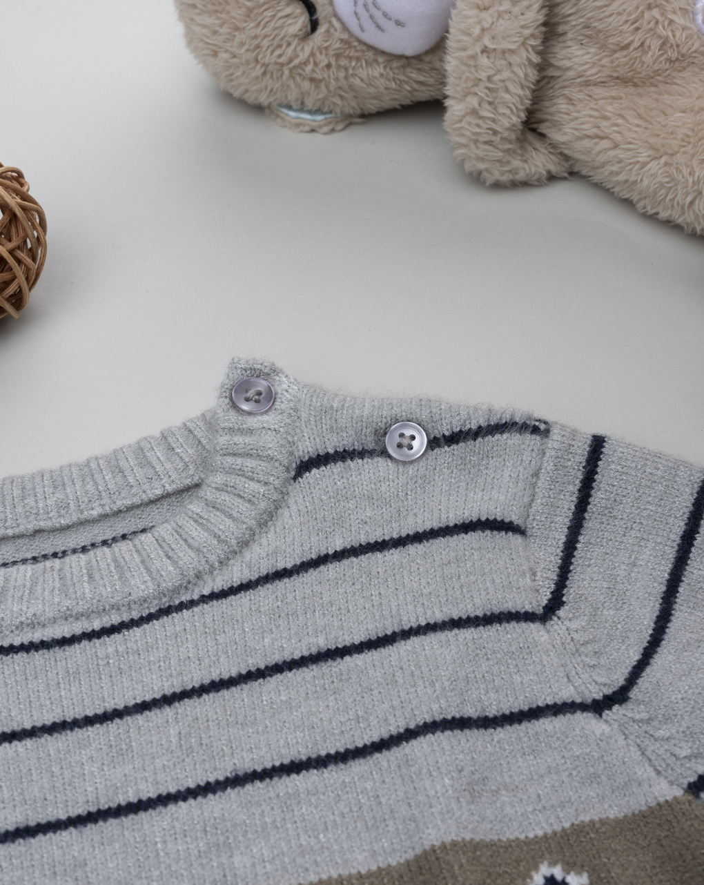 Maglia tricot bimbo grigio/marrone ricami
