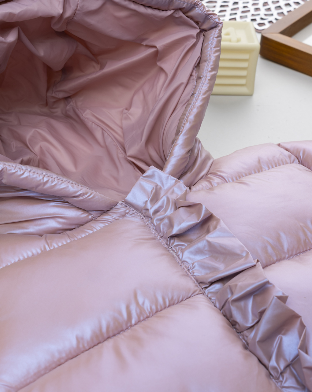 Piumino bimba rosa laminato