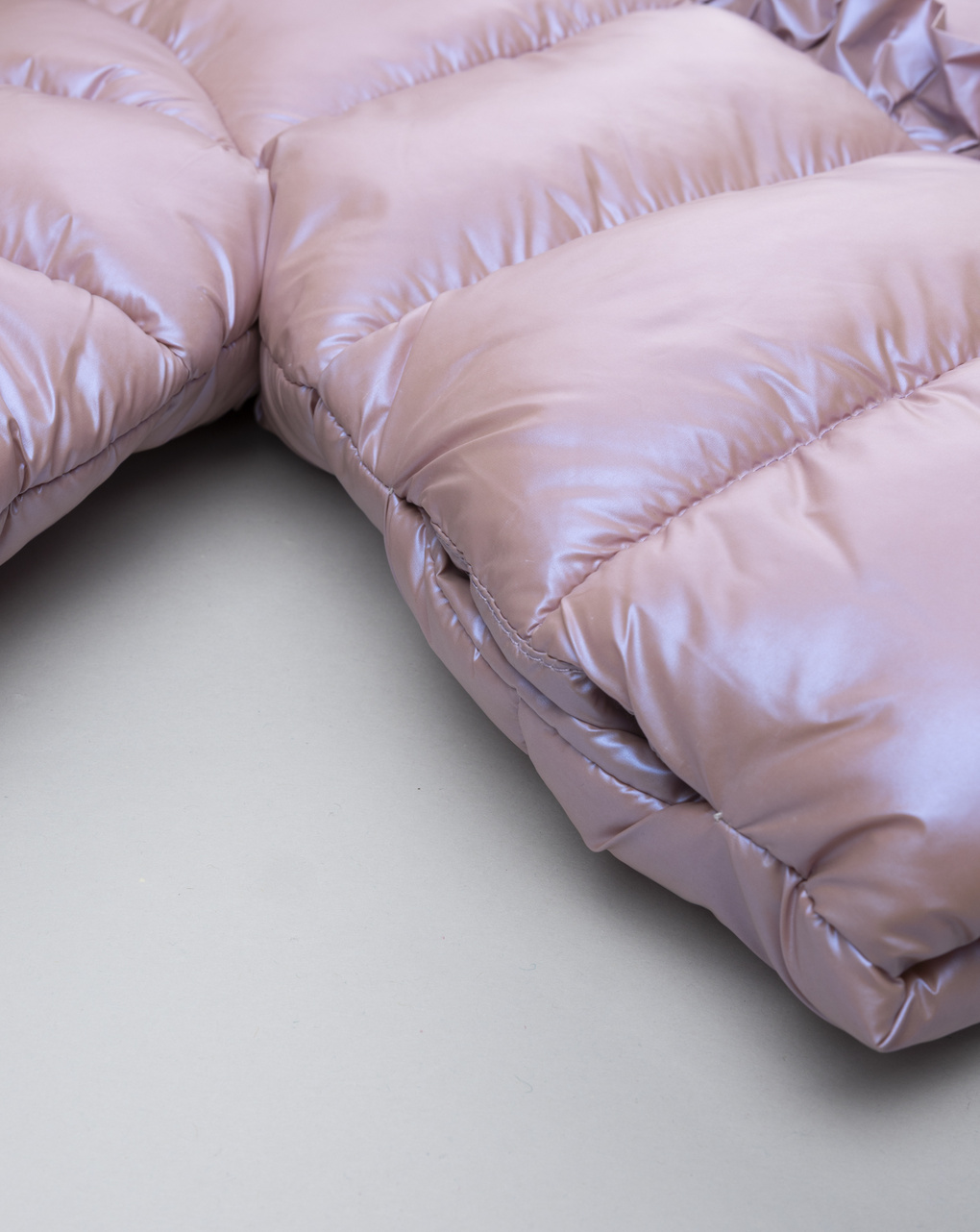 Piumino bimba rosa laminato