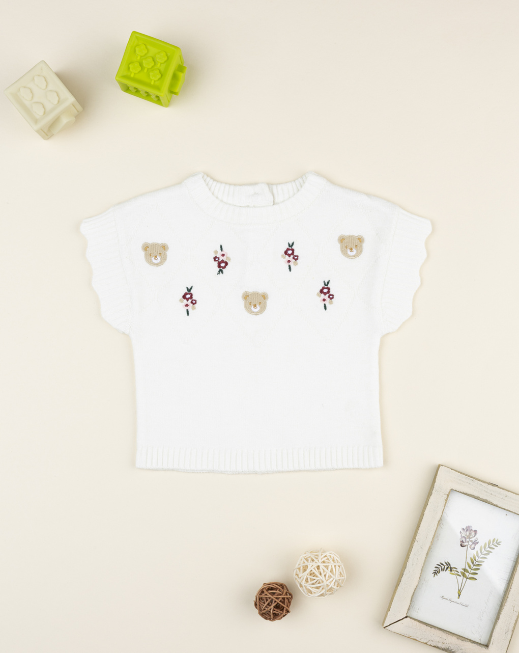 Gilet bimba bianco ricamato