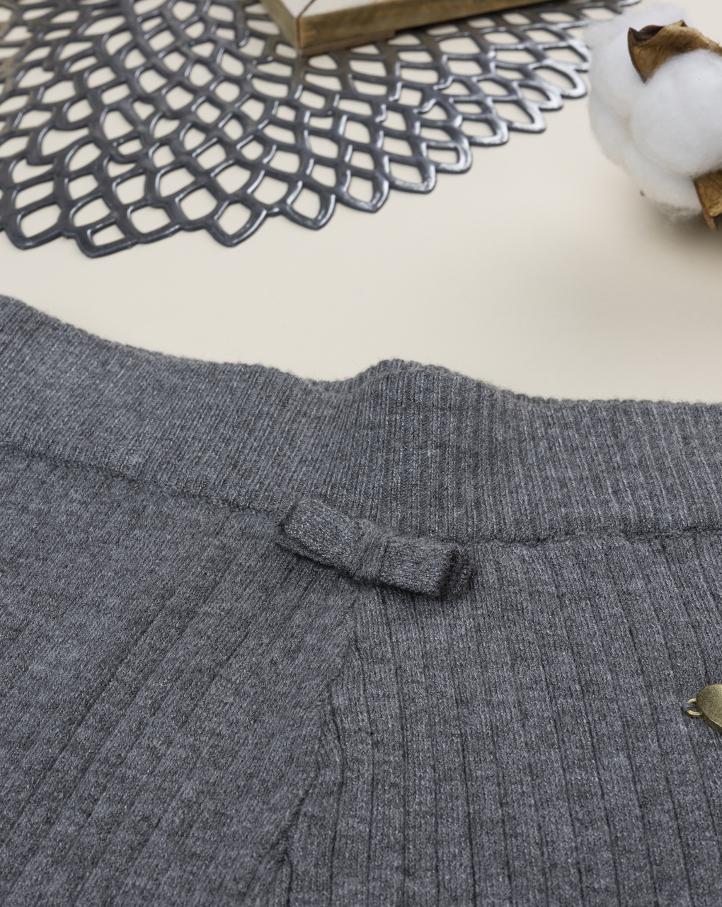 Pantaloni costina bambina grigi