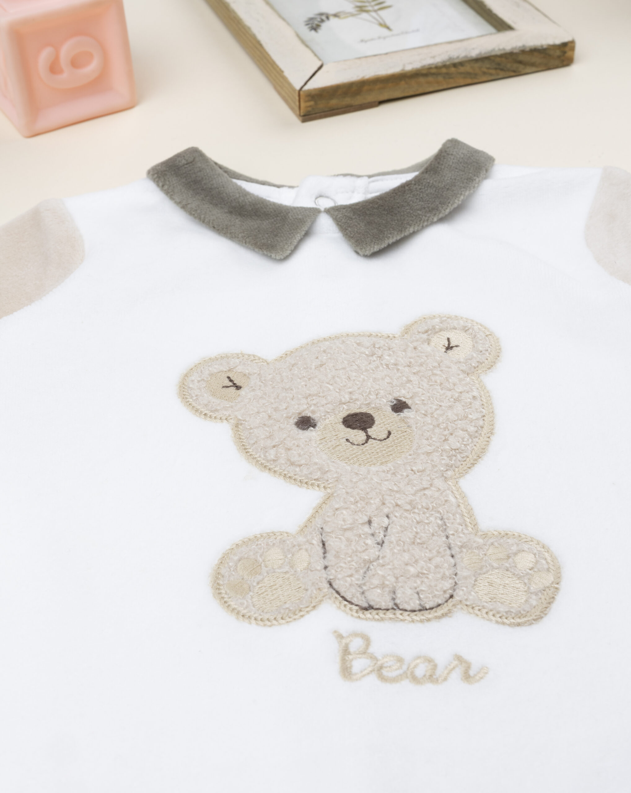 Tutina bimbo bianco/beige orsetto