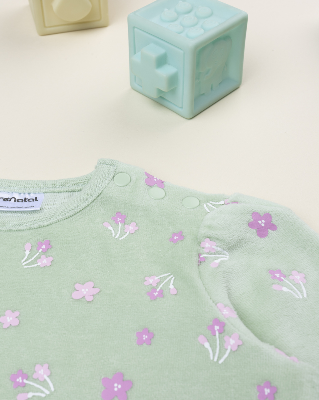 Pigiama bimba verde fiorellini