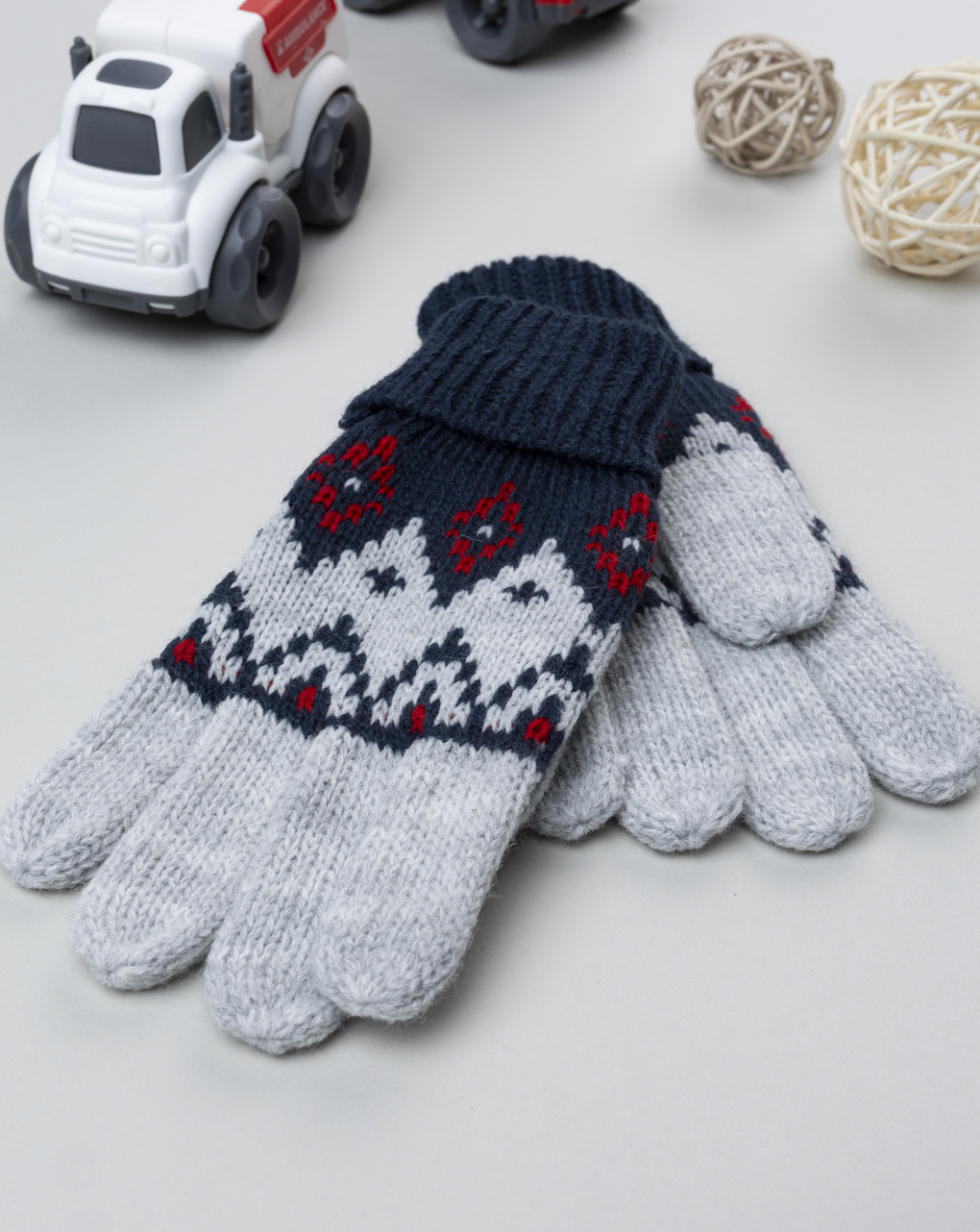 Guanti bimbo blu/grigi ricami
