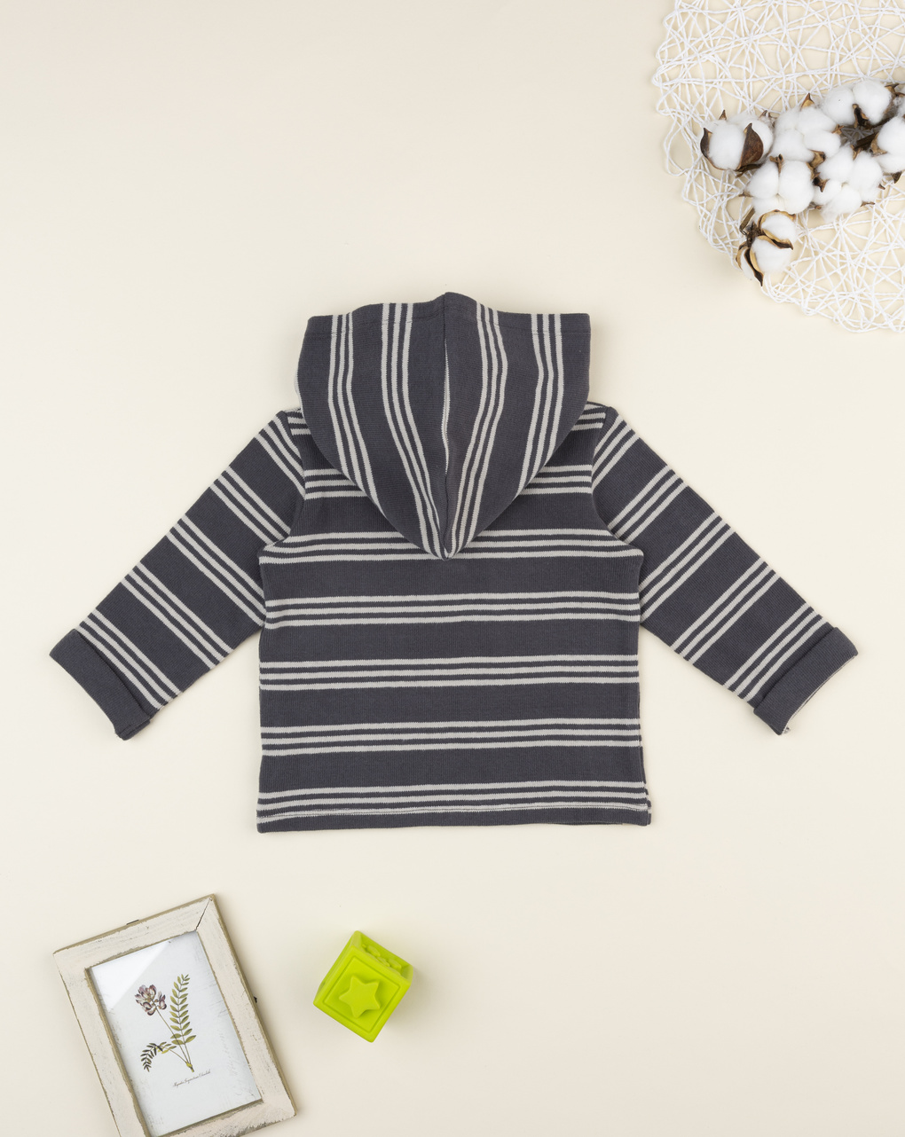 Maglia bimbo rigata grigio/beige con cappuccio