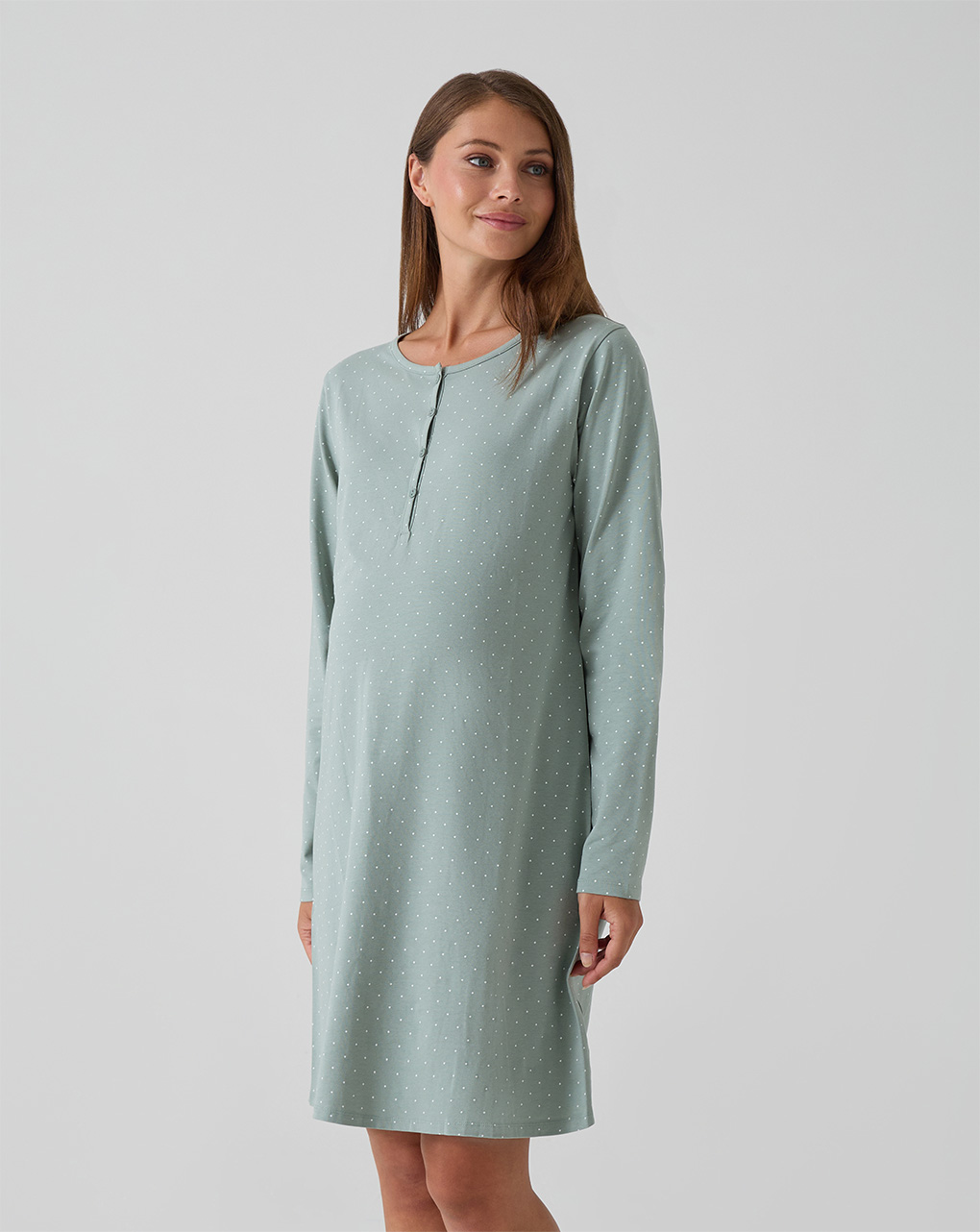 Camicia da notte verde con pois allover